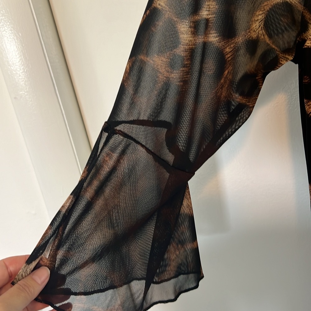 Leopard top small - Picture 3 of 4